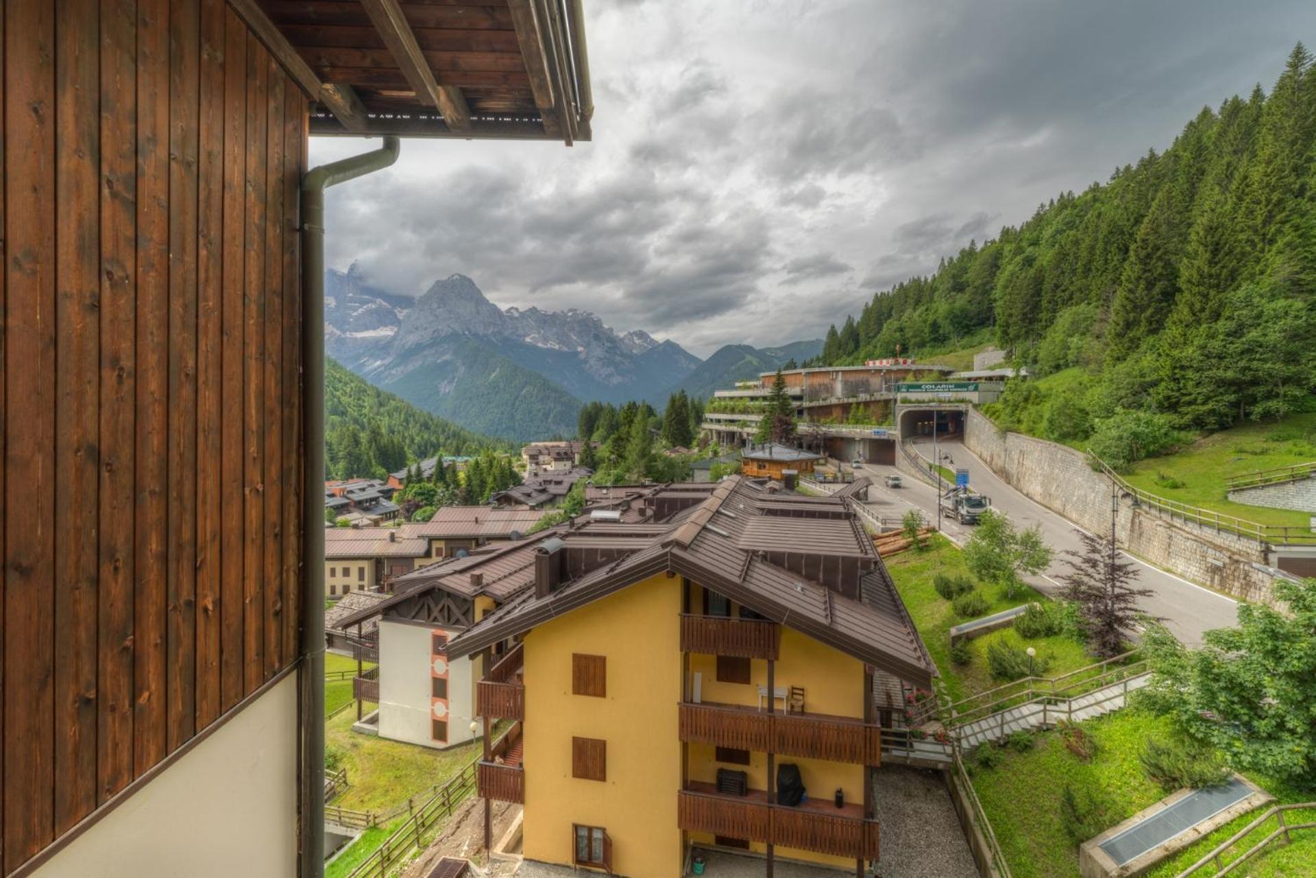 Hotel Betulla Мадонна-ди-Кампильо Экстерьер фото