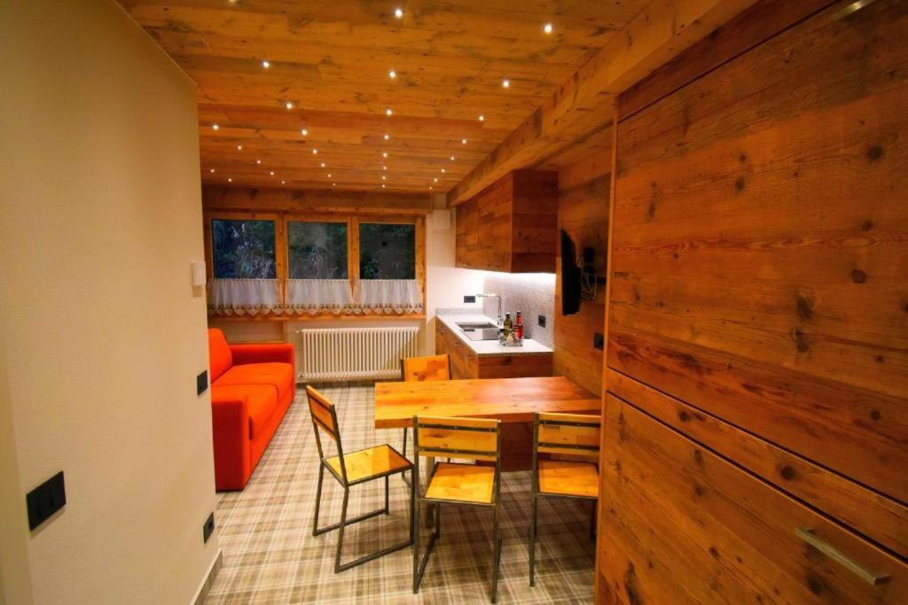 Hotel Betulla Мадонна-ди-Кампильо Экстерьер фото