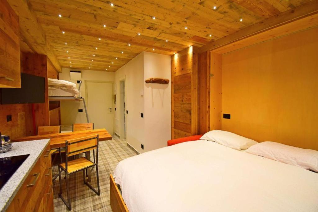 Hotel Betulla Мадонна-ди-Кампильо Экстерьер фото